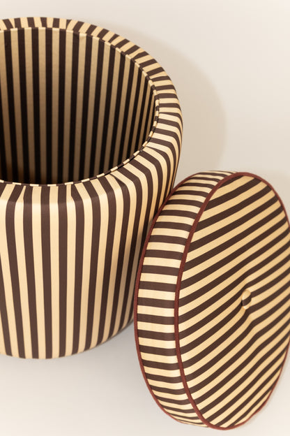 Pouf Listrado Champanhe & Cacau